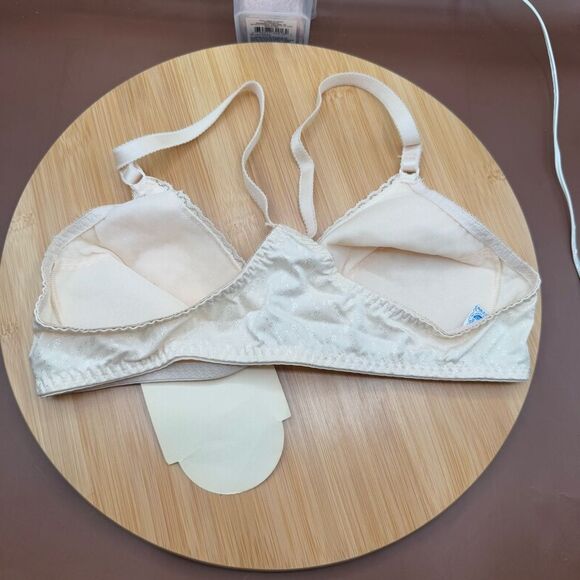 Vintage 70's Stretch-Tee Maidenform Bralette Size 34A Lace Trim Made in USA NWT - Picture 2 of 8